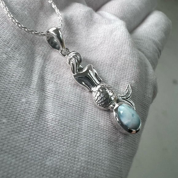 .925 Sterling Silver Natural Larimar Mermaid Silhouette Becklace - Picture 5 of 16